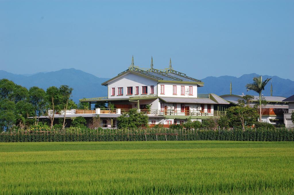 לודונג March 3 B&B Yilan מראה חיצוני תמונה