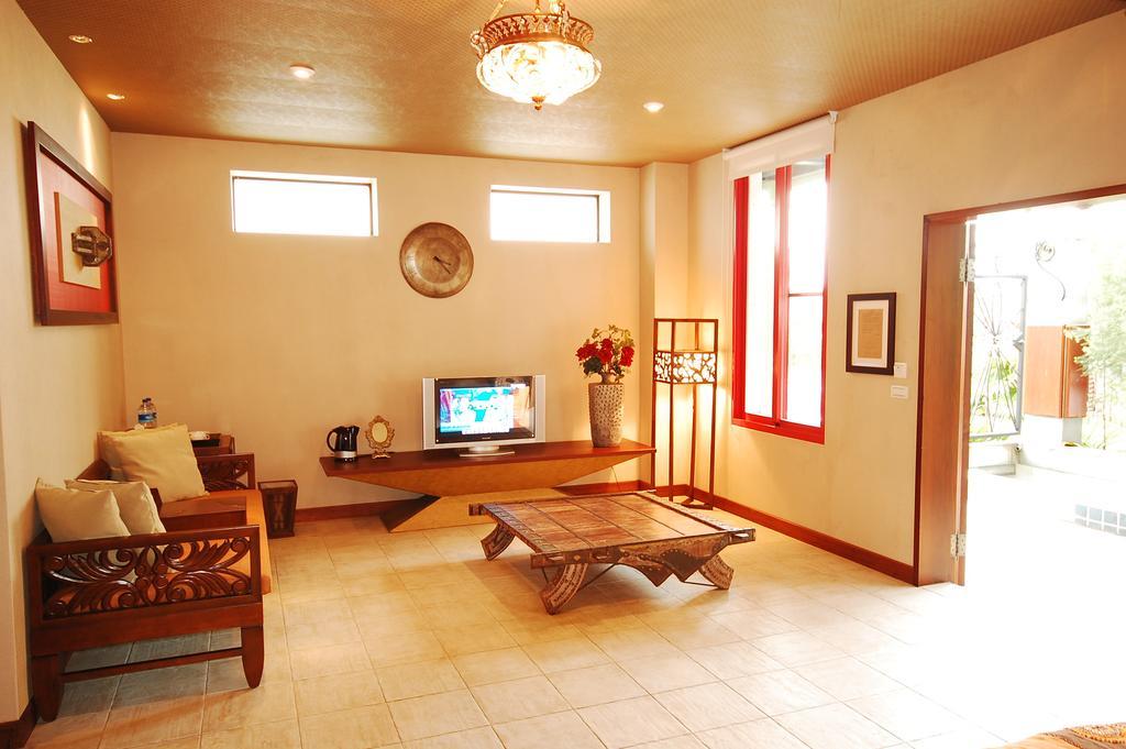 לודונג March 3 B&B Yilan מראה חיצוני תמונה