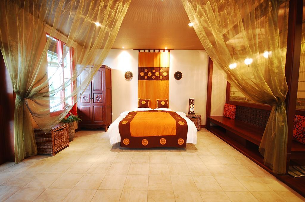 לודונג March 3 B&B Yilan מראה חיצוני תמונה